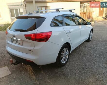 Белый Киа Сид, объемом двигателя 1.58 л и пробегом 240 тыс. км за 8700 $, фото 11 на Automoto.ua