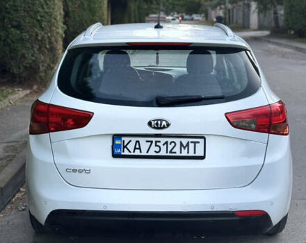 Белый Киа Сид, объемом двигателя 1.4 л и пробегом 211 тыс. км за 7550 $, фото 2 на Automoto.ua