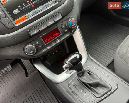 Білий Кіа Сід, об'ємом двигуна 1.6 л та пробігом 210 тис. км за 13500 $, фото 25 на Automoto.ua