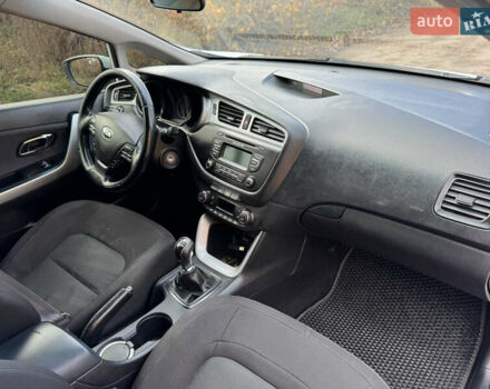 Кіа Сід 2015 у Прилуках на Automoto.ua Білий Кіа Сід, об'ємом двигуна 1.4 л та пробігом 233 тис. км за 6900 $, фото 8 на Automoto.ua