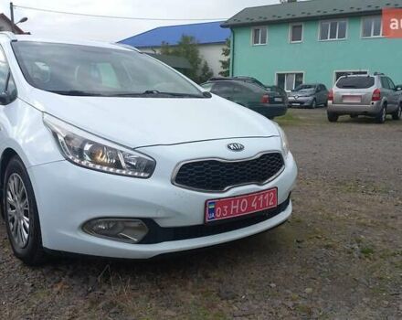 Киа Сид 2015 в Сокале на Automoto.ua Белый Киа Сид, объемом двигателя 0 л и пробегом 257 тыс. км за 8630 $, фото 1 на Automoto.ua