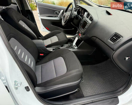 Білий Кіа Сід, об'ємом двигуна 1.6 л та пробігом 210 тис. км за 13500 $, фото 33 на Automoto.ua