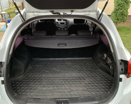 Білий Кіа Сід, об'ємом двигуна 1.6 л та пробігом 258 тис. км за 7800 $, фото 19 на Automoto.ua