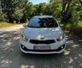 Белый Киа Сид, объемом двигателя 1.59 л и пробегом 184 тыс. км за 11300 $, фото 6 на Automoto.ua