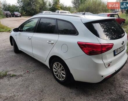 Белый Киа Сид, объемом двигателя 1.59 л и пробегом 209 тыс. км за 8300 $, фото 3 на Automoto.ua