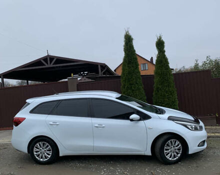 Білий Кіа Сід, об'ємом двигуна 1.6 л та пробігом 258 тис. км за 7800 $, фото 5 на Automoto.ua