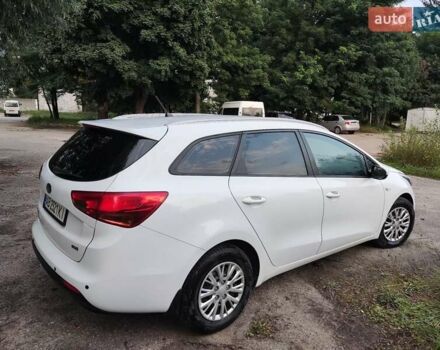 Белый Киа Сид, объемом двигателя 1.59 л и пробегом 209 тыс. км за 8300 $, фото 8 на Automoto.ua