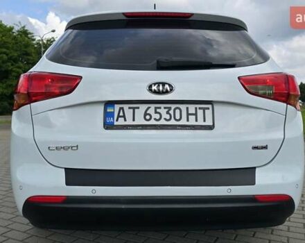 Белый Киа Сид, объемом двигателя 1.4 л и пробегом 196 тыс. км за 9400 $, фото 14 на Automoto.ua