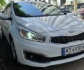 Белый Киа Сид, объемом двигателя 1.4 л и пробегом 195 тыс. км за 9999 $, фото 3 на Automoto.ua