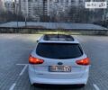 Білий Кіа Сід, об'ємом двигуна 1.6 л та пробігом 37 тис. км за 13000 $, фото 5 на Automoto.ua