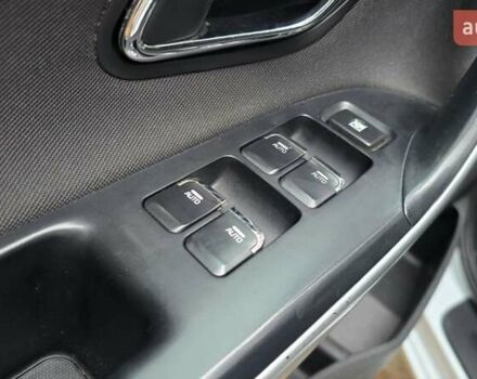 Белый Киа Сид, объемом двигателя 1.4 л и пробегом 198 тыс. км за 8500 $, фото 19 на Automoto.ua