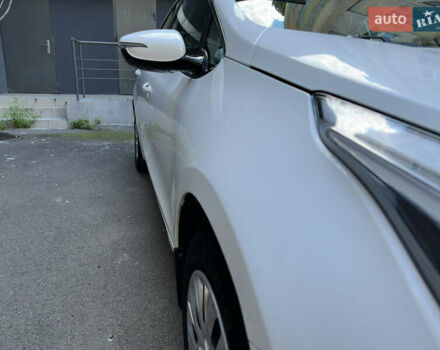 Белый Киа Сид, объемом двигателя 1.59 л и пробегом 66 тыс. км за 12000 $, фото 2 на Automoto.ua