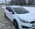 Белый Киа Сид, объемом двигателя 1.58 л и пробегом 229 тыс. км за 11000 $, фото 4 на Automoto.ua