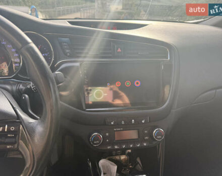 Киа Сид 2016 в Кривом Роге на Automoto.ua Белый Киа Сид, объемом двигателя 1.58 л и пробегом 138 тыс. км за 12000 $, фото 8 на Automoto.ua