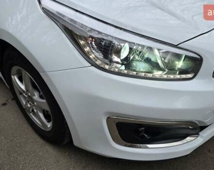 Белый Киа Сид, объемом двигателя 1.4 л и пробегом 198 тыс. км за 8500 $, фото 28 на Automoto.ua