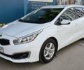 Белый Киа Сид, объемом двигателя 1.4 л и пробегом 199 тыс. км за 8099 $, фото 4 на Automoto.ua