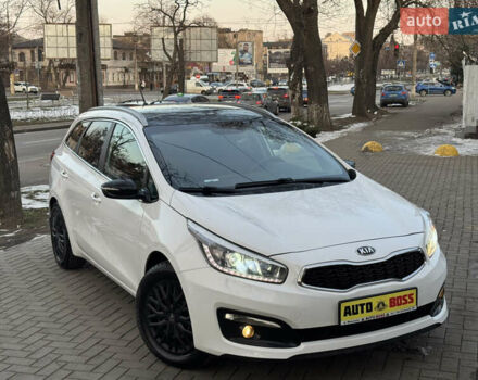 Белый Киа Сид, объемом двигателя 1.59 л и пробегом 19 тыс. км за 13300 $, фото 1 на Automoto.ua