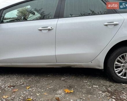 Кіа Сід 2016 у Дніпро (Дніпропетровську) на Automoto.ua Білий Кіа Сід, об'ємом двигуна 1.58 л та пробігом 197 тис. км за 8500 $, фото 8 на Automoto.ua