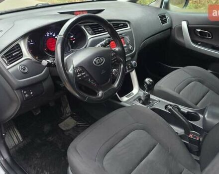 Белый Киа Сид, объемом двигателя 1.4 л и пробегом 198 тыс. км за 8500 $, фото 20 на Automoto.ua