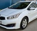 Белый Киа Сид, объемом двигателя 1.4 л и пробегом 199 тыс. км за 8099 $, фото 10 на Automoto.ua