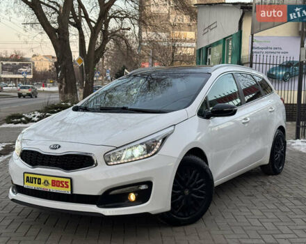 Белый Киа Сид, объемом двигателя 1.59 л и пробегом 19 тыс. км за 13300 $, фото 6 на Automoto.ua