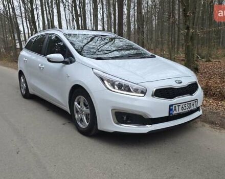 Белый Киа Сид, объемом двигателя 1.4 л и пробегом 198 тыс. км за 8500 $, фото 29 на Automoto.ua