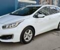 Белый Киа Сид, объемом двигателя 1.4 л и пробегом 199 тыс. км за 8099 $, фото 5 на Automoto.ua