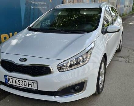 Белый Киа Сид, объемом двигателя 1.4 л и пробегом 199 тыс. км за 8099 $, фото 9 на Automoto.ua