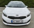 Белый Киа Сид, объемом двигателя 1.6 л и пробегом 241 тыс. км за 251 $, фото 1 на Automoto.ua
