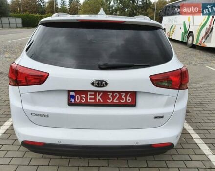 Белый Киа Сид, объемом двигателя 1.6 л и пробегом 237 тыс. км за 11100 $, фото 7 на Automoto.ua