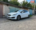Белый Киа Сид, объемом двигателя 1.59 л и пробегом 52 тыс. км за 15000 $, фото 7 на Automoto.ua