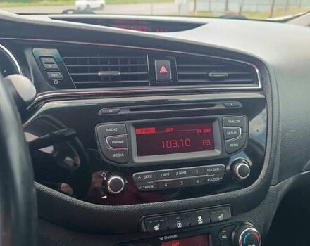 Білий Кіа Сід, об'ємом двигуна 1.59 л та пробігом 82 тис. км за 14800 $, фото 51 на Automoto.ua