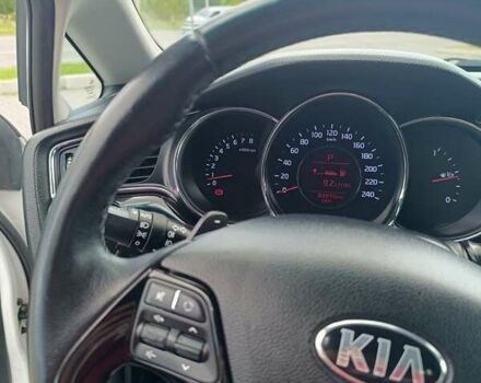 Білий Кіа Сід, об'ємом двигуна 1.59 л та пробігом 82 тис. км за 14800 $, фото 53 на Automoto.ua