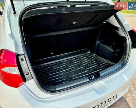 Белый Киа Сид, объемом двигателя 1.59 л и пробегом 52 тыс. км за 15000 $, фото 19 на Automoto.ua