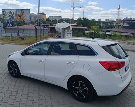 Білий Кіа Сід, об'ємом двигуна 1.59 л та пробігом 82 тис. км за 14800 $, фото 5 на Automoto.ua