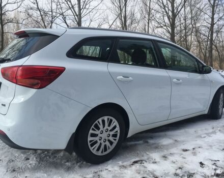 Білий Кіа Сід, об'ємом двигуна 1.6 л та пробігом 182 тис. км за 11800 $, фото 12 на Automoto.ua