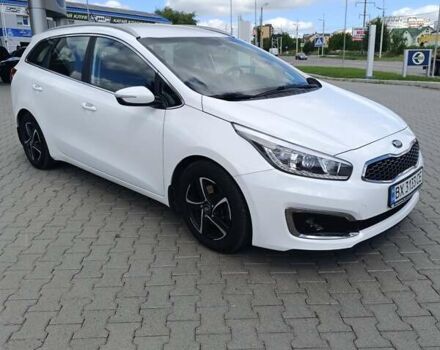 Білий Кіа Сід, об'ємом двигуна 1.59 л та пробігом 82 тис. км за 14800 $, фото 18 на Automoto.ua