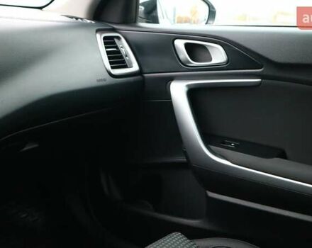 Белый Киа Сид, объемом двигателя 1.37 л и пробегом 33 тыс. км за 15432 $, фото 17 на Automoto.ua