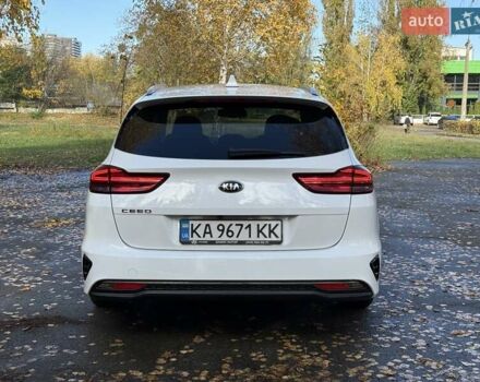Білий Кіа Сід, об'ємом двигуна 1.6 л та пробігом 83 тис. км за 17200 $, фото 12 на Automoto.ua