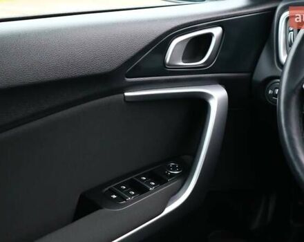 Белый Киа Сид, объемом двигателя 1.37 л и пробегом 33 тыс. км за 15432 $, фото 16 на Automoto.ua