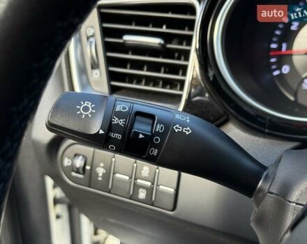 Білий Кіа Сід, об'ємом двигуна 1.6 л та пробігом 83 тис. км за 17200 $, фото 21 на Automoto.ua