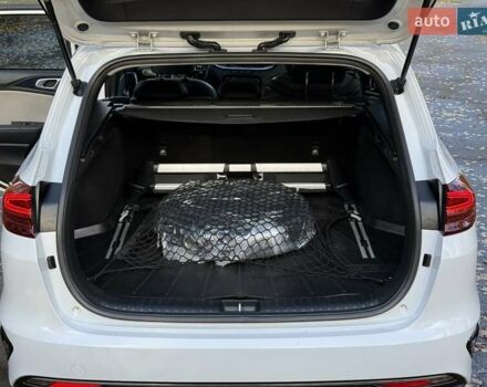 Білий Кіа Сід, об'ємом двигуна 1.6 л та пробігом 83 тис. км за 17200 $, фото 36 на Automoto.ua