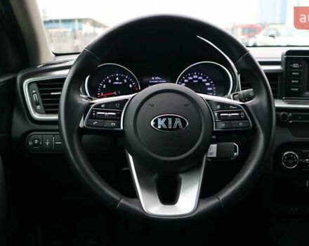 Белый Киа Сид, объемом двигателя 1.37 л и пробегом 33 тыс. км за 15432 $, фото 8 на Automoto.ua