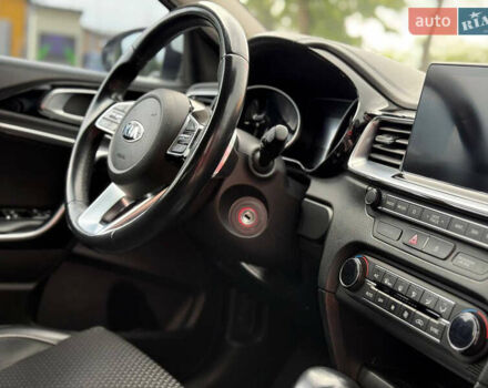 Белый Киа Сид, объемом двигателя 1.6 л и пробегом 240 тыс. км за 16800 $, фото 4 на Automoto.ua