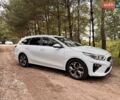 Білий Кіа Сід, об'ємом двигуна 1.6 л та пробігом 248 тис. км за 12950 $, фото 2 на Automoto.ua
