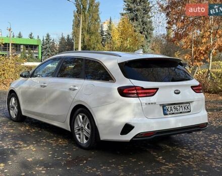 Білий Кіа Сід, об'ємом двигуна 1.6 л та пробігом 83 тис. км за 17200 $, фото 11 на Automoto.ua