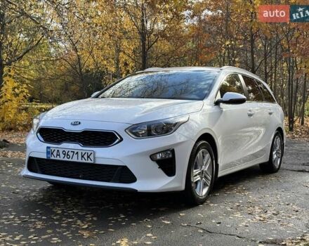 Білий Кіа Сід, об'ємом двигуна 1.6 л та пробігом 83 тис. км за 17200 $, фото 10 на Automoto.ua