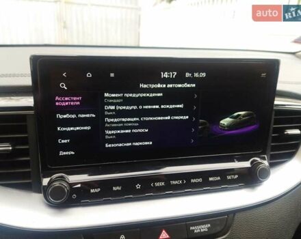 Белый Киа Сид, объемом двигателя 1.6 л и пробегом 190 тыс. км за 14800 $, фото 9 на Automoto.ua
