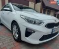 Білий Кіа Сід, об'ємом двигуна 1.6 л та пробігом 232 тис. км за 13600 $, фото 4 на Automoto.ua