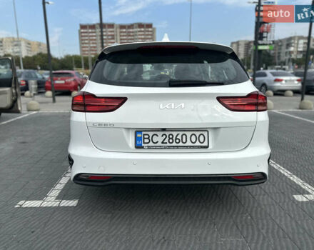 Белый Киа Сид, объемом двигателя 1.59 л и пробегом 10 тыс. км за 18500 $, фото 11 на Automoto.ua